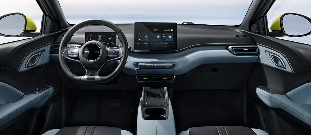 BYD Dolphin Mini dashboard and steering wheel in Buenos Aires
