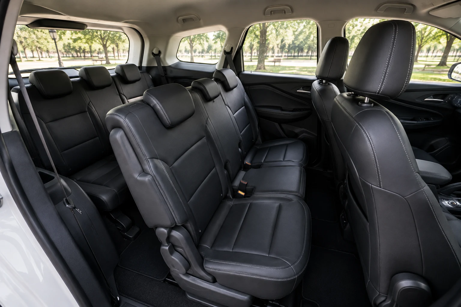 Chevrolet Spin Premier three-row seven-seat black leather interior