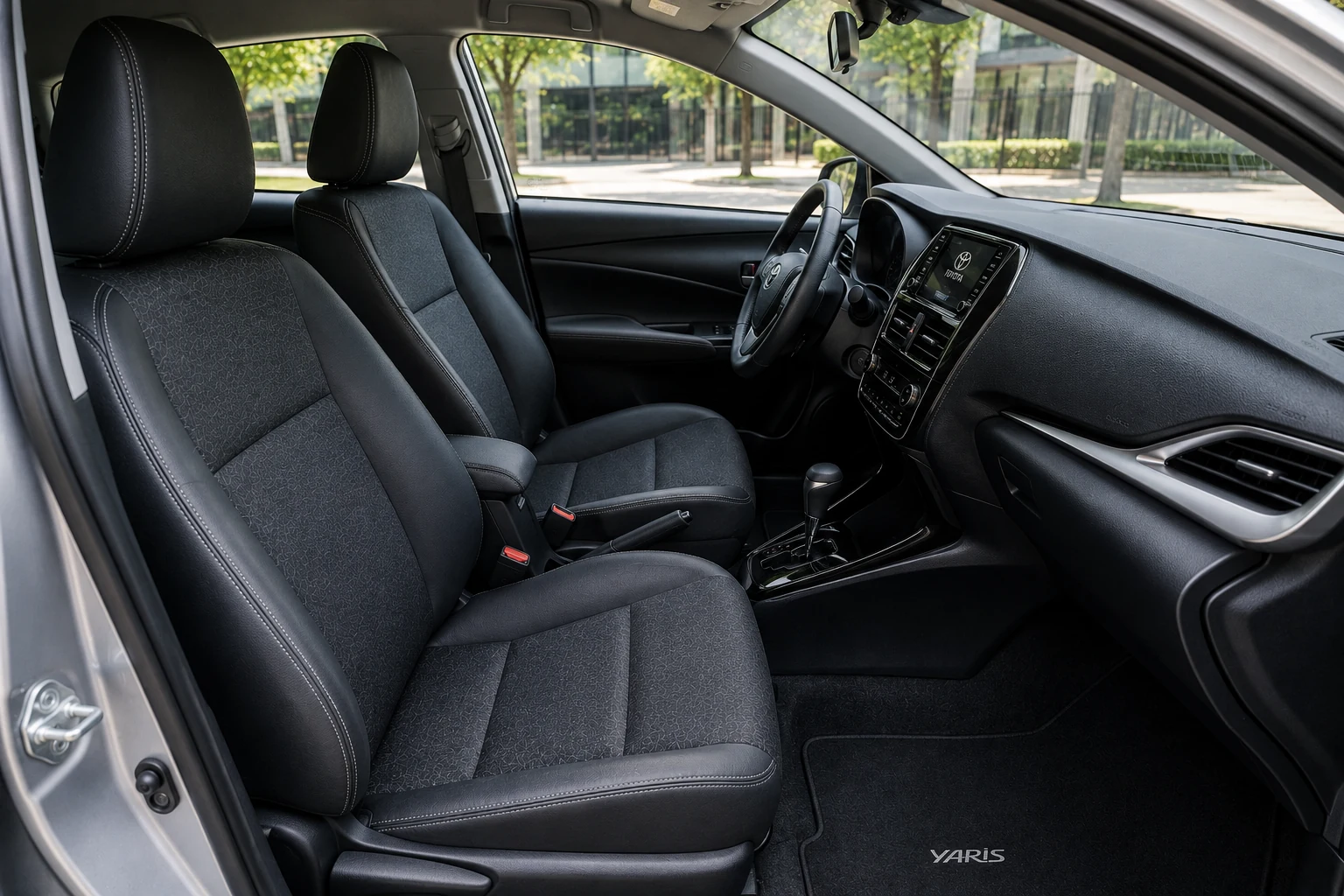 Toyota Yaris XLS front seats and automatic cabin